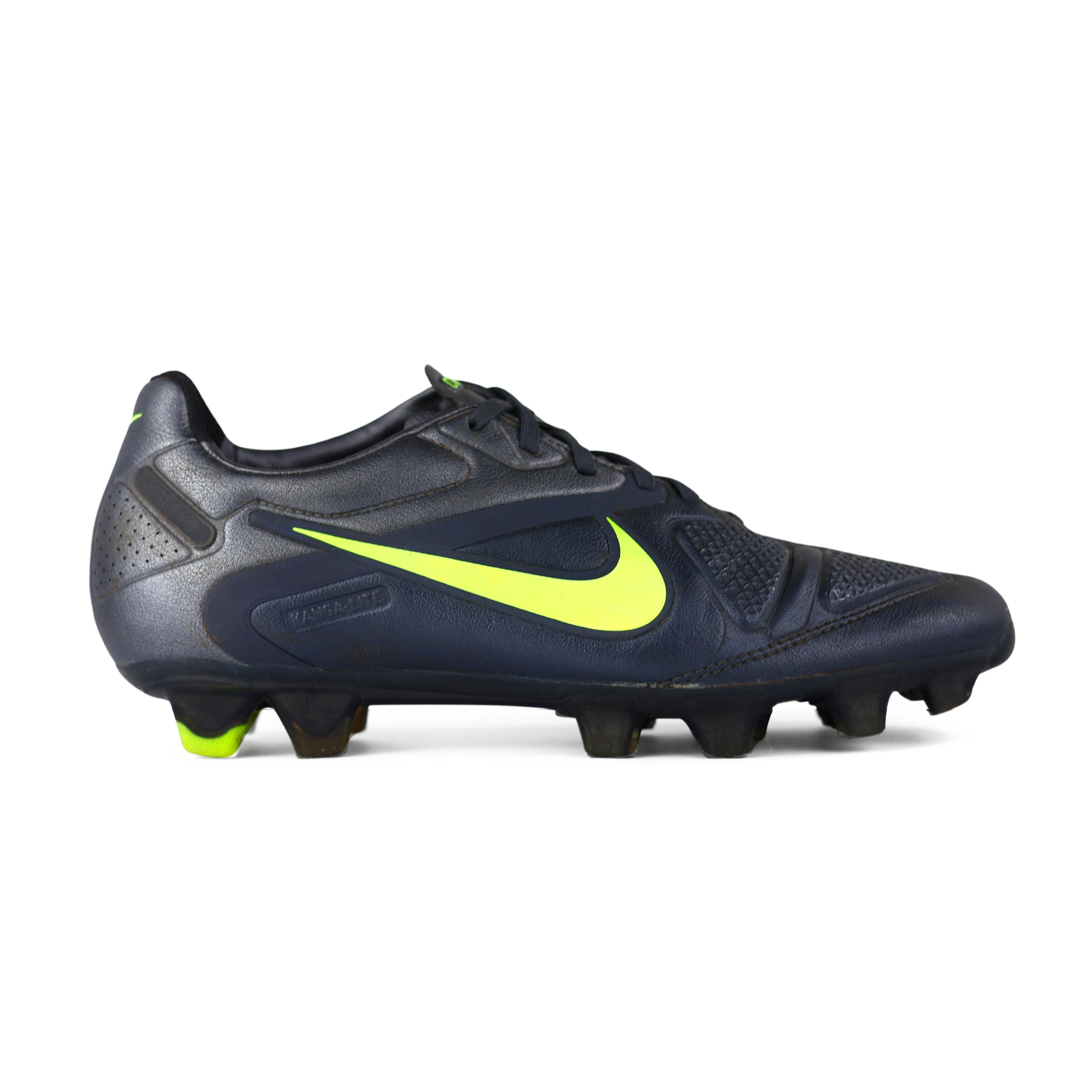 Nike ctr360 price fashion in india